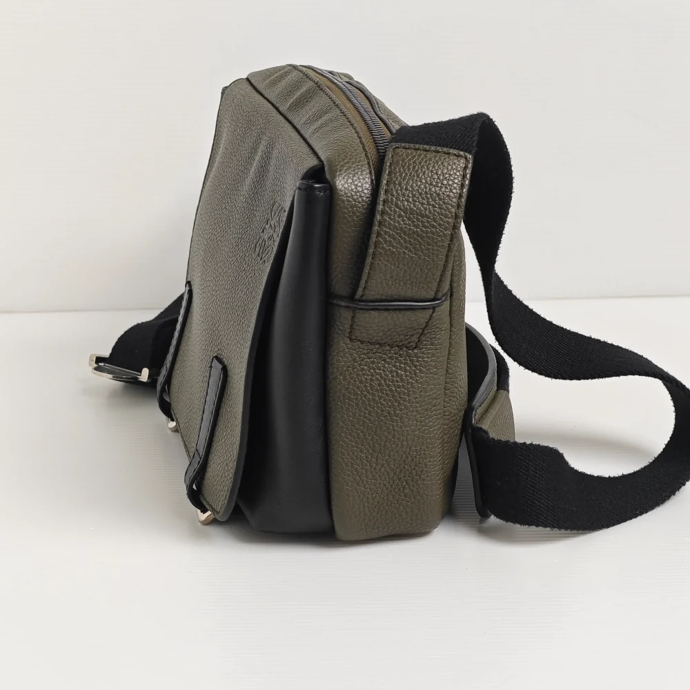 genuine pre-owned Loewe XS military messenger - Image 7