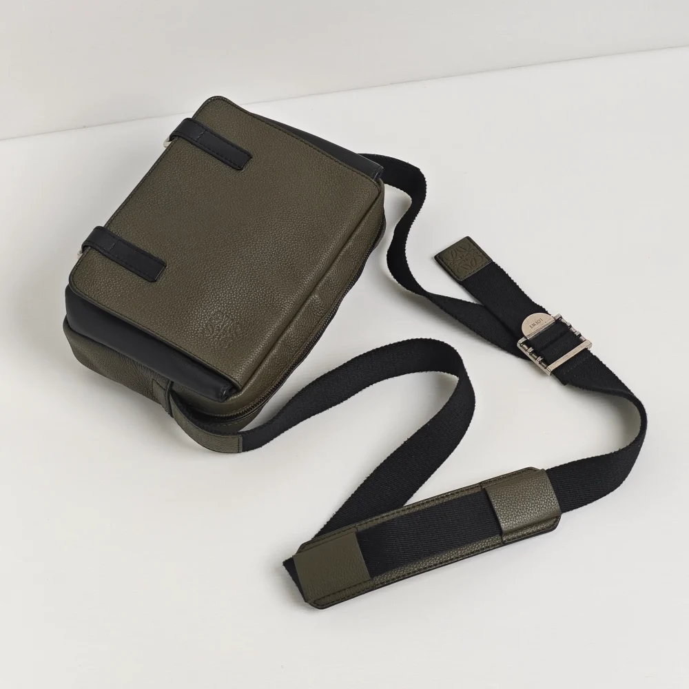 genuine pre-owned Loewe XS military messenger - Image 4