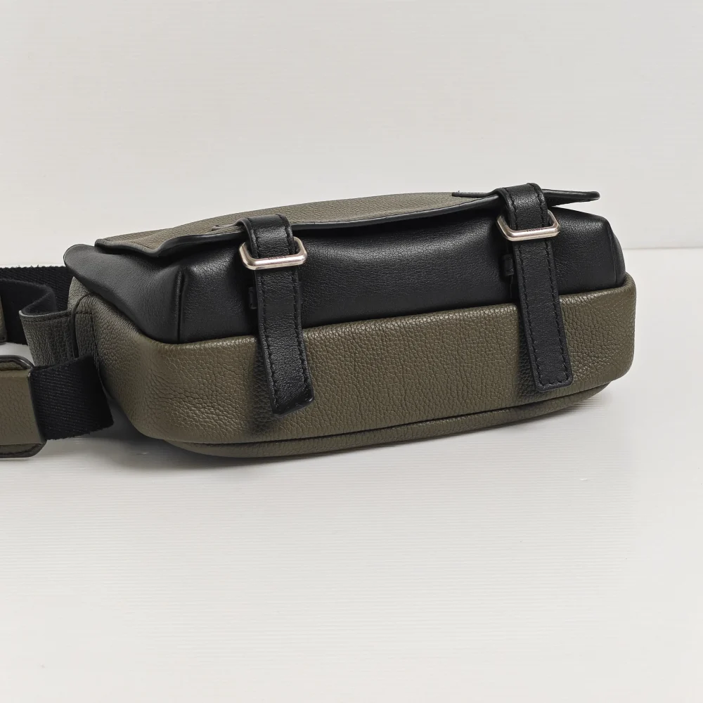 genuine pre-owned Loewe XS military messenger - Image 10