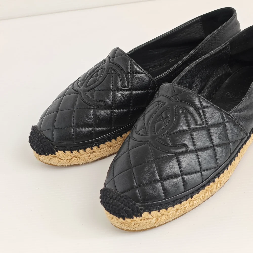 genuine pre-owned Chanel black leather espadrilles (36) - Image 2