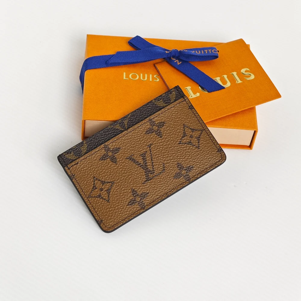 (Unavailable) genuine (like-new) Louis Vuitton monogram reverse flat card holder
