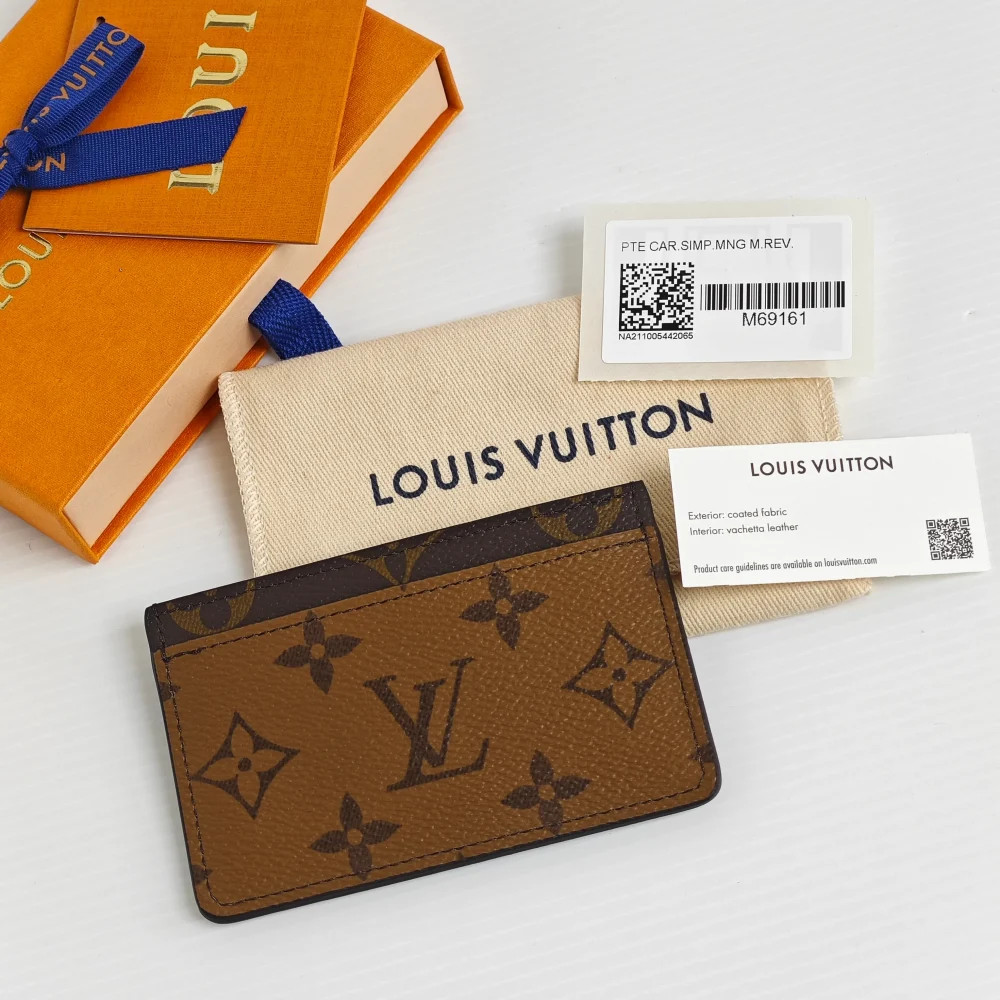 (Unavailable) genuine (like-new) Louis Vuitton monogram reverse flat card holder - Image 4
