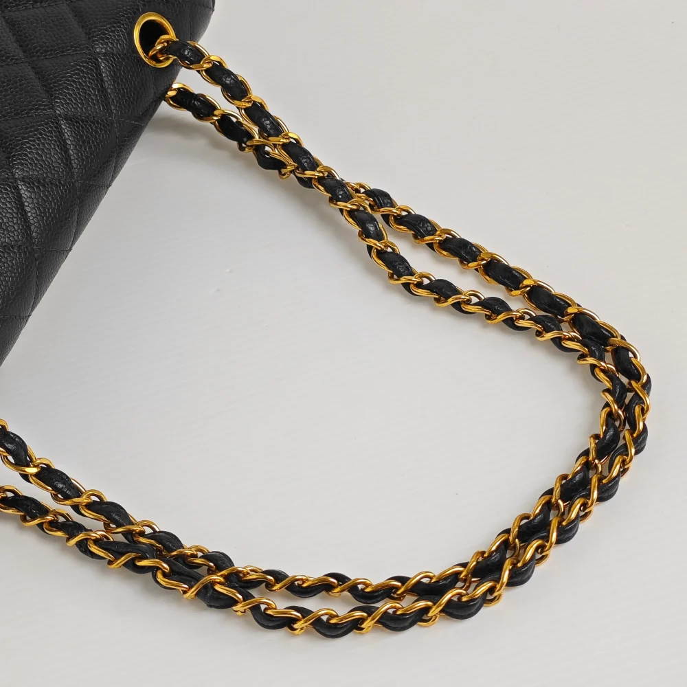 genuine pre-owned Chanel medium classic flap - black caviar 24k ghw - Image 9