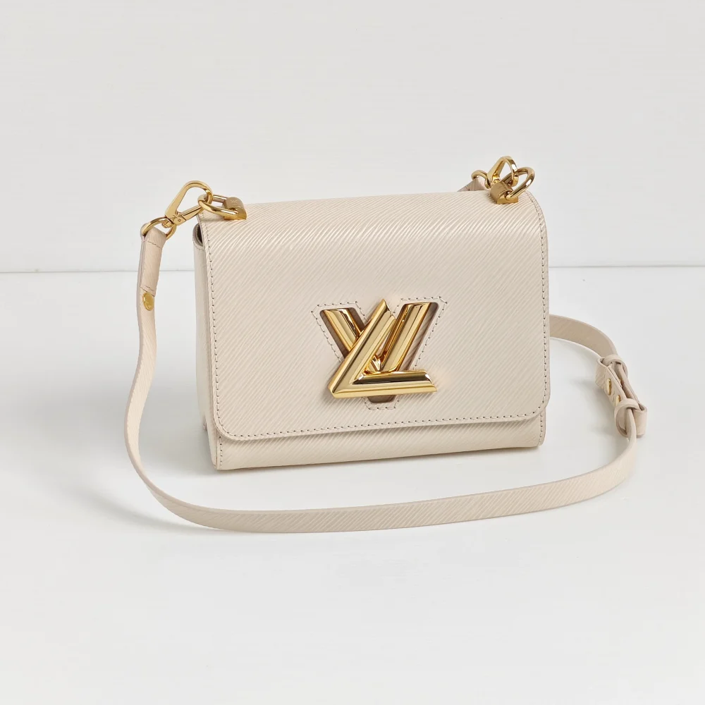 genuine (like-new) Louis Vuitton epi twist PM - Image 8