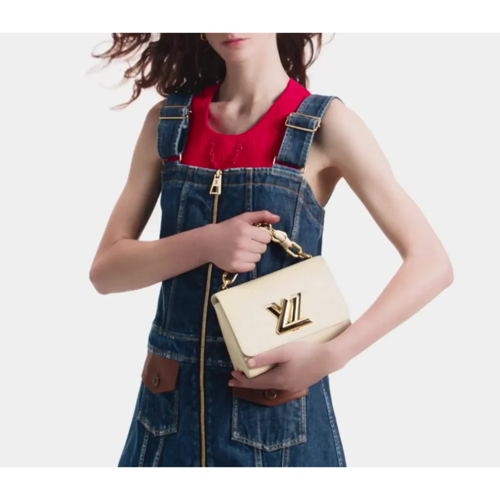 genuine (like-new) Louis Vuitton epi twist PM - Image 2