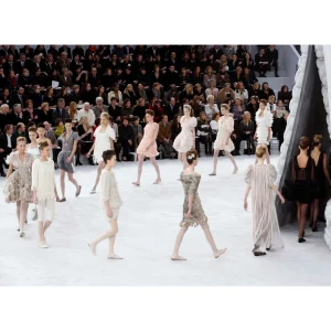 genuine (almost-new) Chanel classic ballerinas (36C)