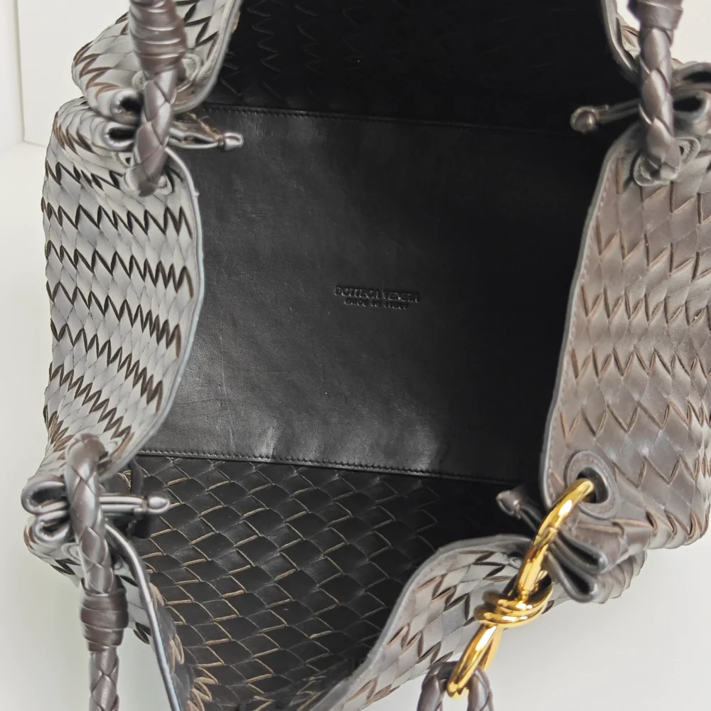 (Unavailable) genuine pre-owned Bottega Veneta large parachute bag - Image 14