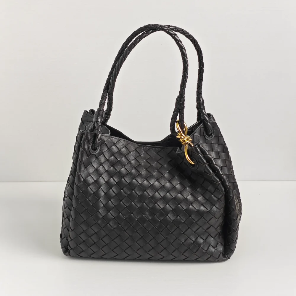 (Unavailable) genuine pre-owned Bottega Veneta large parachute bag