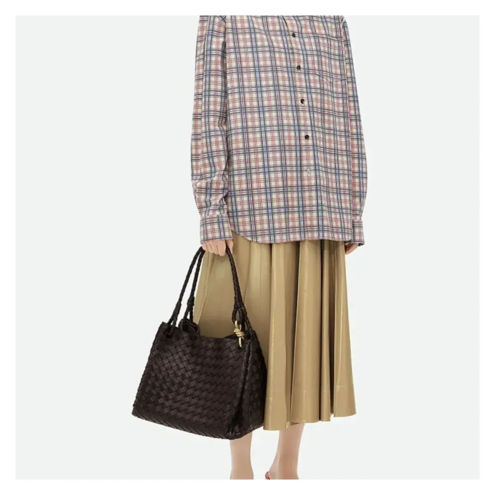 (Unavailable) genuine pre-owned Bottega Veneta large parachute bag - Image 3