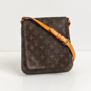 genuine pre-owned Louis Vuitton musette salsa