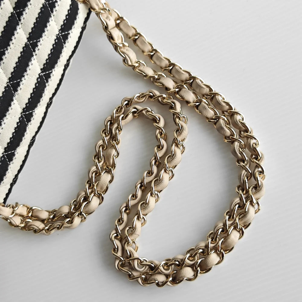 genuine pre-owned Chanel coco sailor medium flap - Image 11