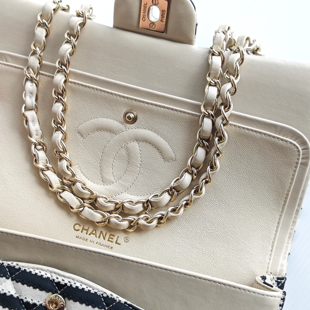 genuine pre-owned Chanel coco sailor medium flap - Image 6
