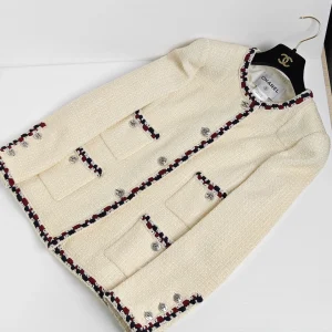 genuine pre-owned Chanel versailles ivory fantasy tweed jacket (size 38)