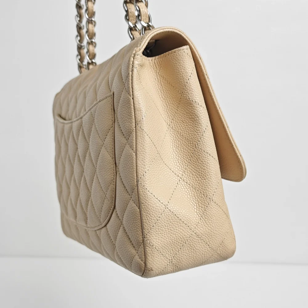 genuine pre-owned Chanel caviar classic jumbo single flap - Image 6