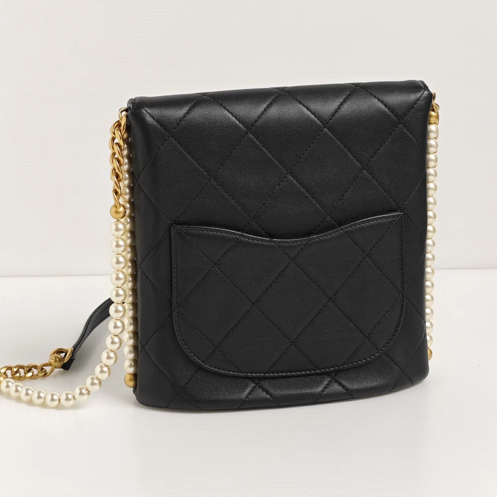 genuine (like-new) Chanel "about pearls" hobo flap - Image 7