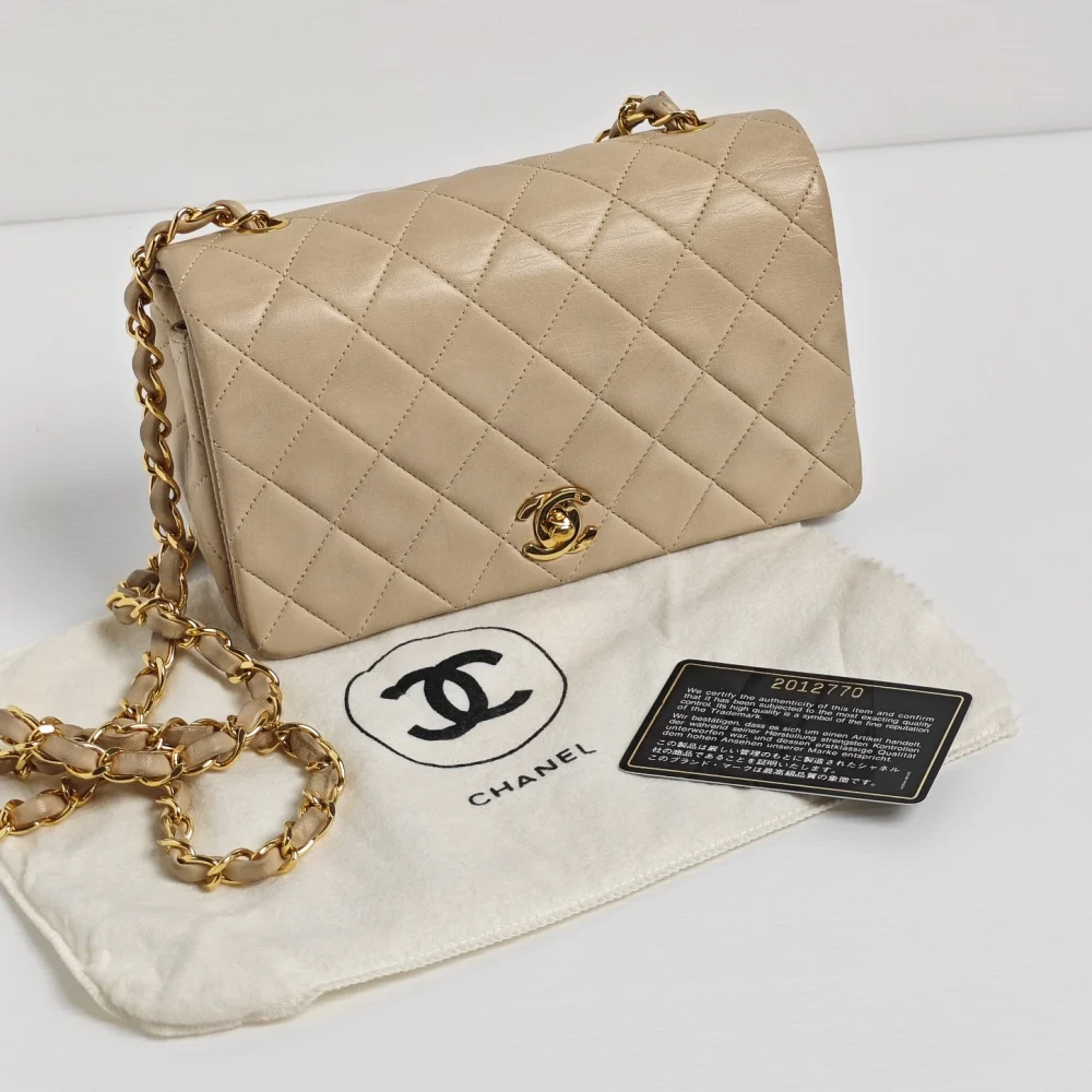genuine pre-owned Chanel 1991-1992 vintage mini full flap - Image 11