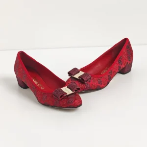 genuine (almost-new) Ferragamo “vara mermaid” glitter pumps (US 5.5D)